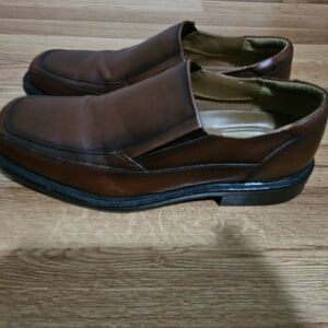 Classic Brown Men's Dockers Loafers Size 11